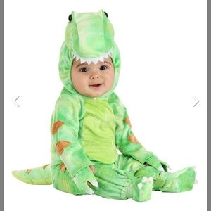 Baby dinosaur costume 6 to 9 months